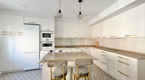 Foto 5 de Piso de alquiler en Logroño - Av Colon, Residencia, Logroño