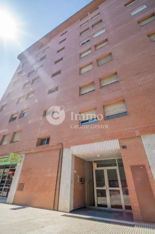 Vista exterior de Piso en venta en Lleida con Aire acondicionado, Calefacción y Trastero