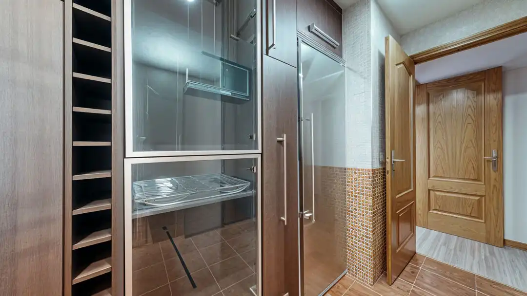 Badezimmer von Wohnung zur Miete in Majadahonda mit Klimaanlage, Heizung und Privatgarten