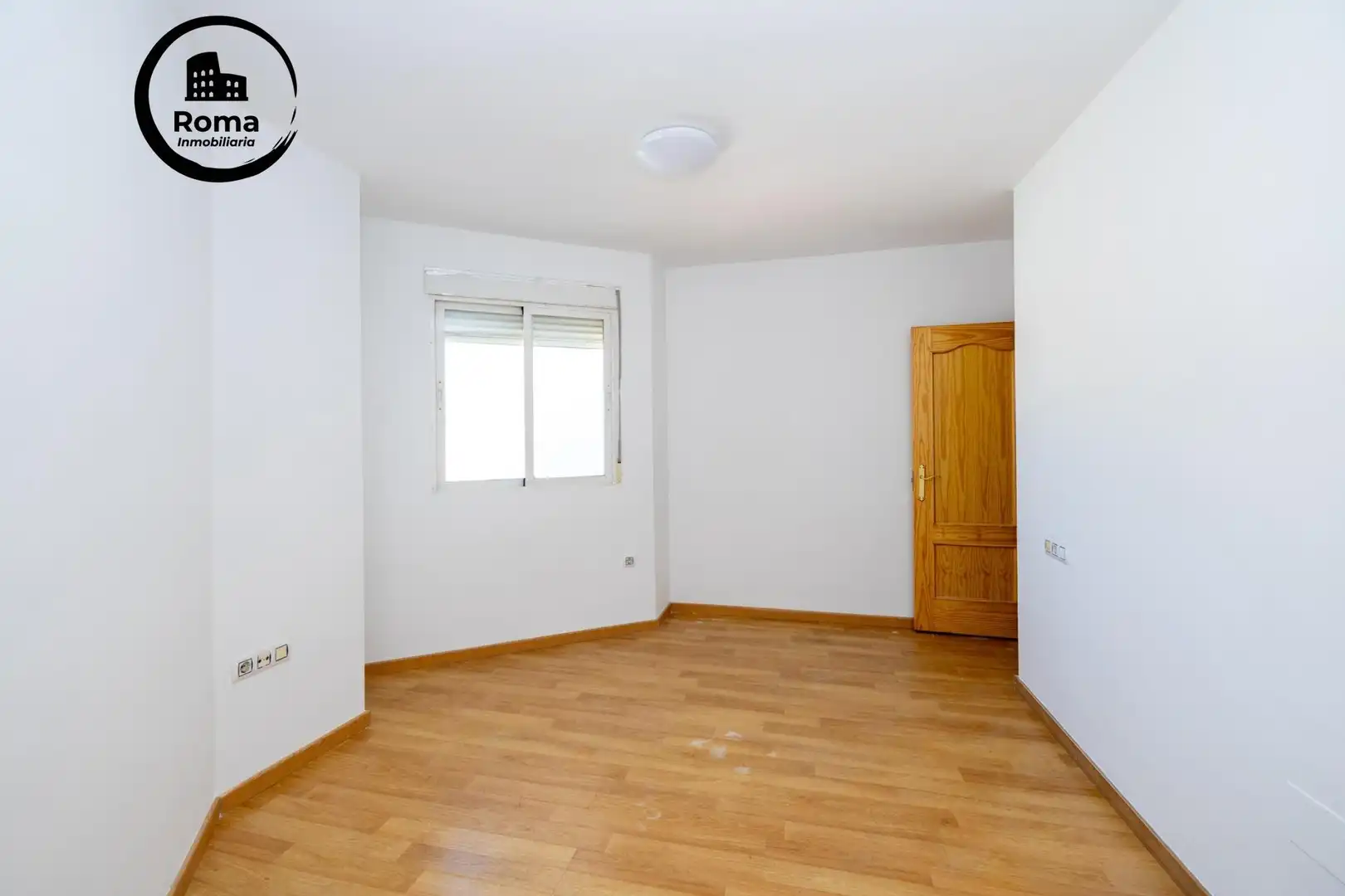Habitación de Piso en venta en Atarfe con Balcón
