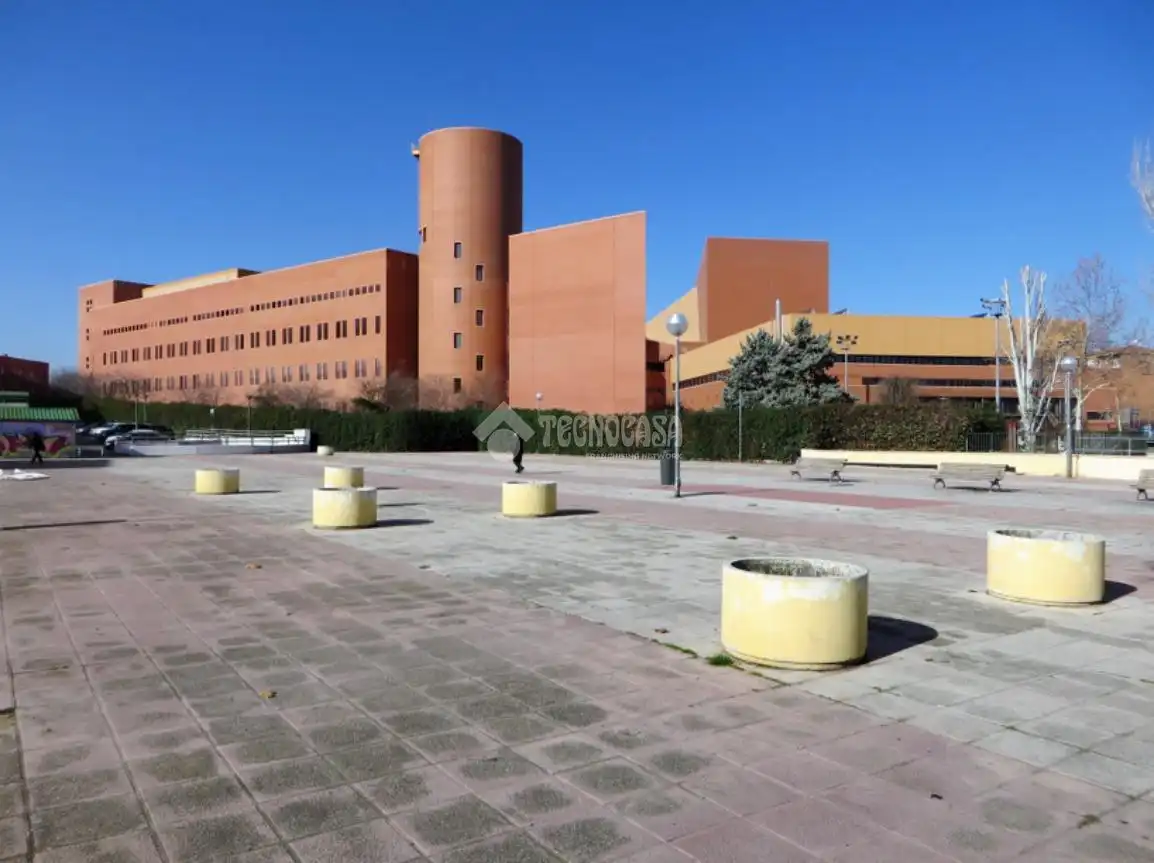 Vista exterior de Piso en venta en Leganés con Terraza