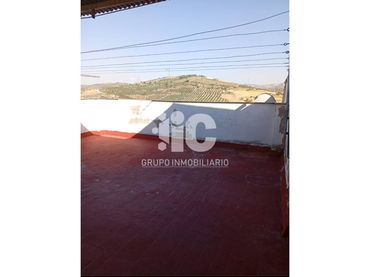 Mixt residencial en venda a Baena