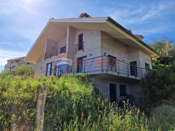 Exterior view of Houses for sale in Moaña  with Heating, Private garden and Parquet flooring