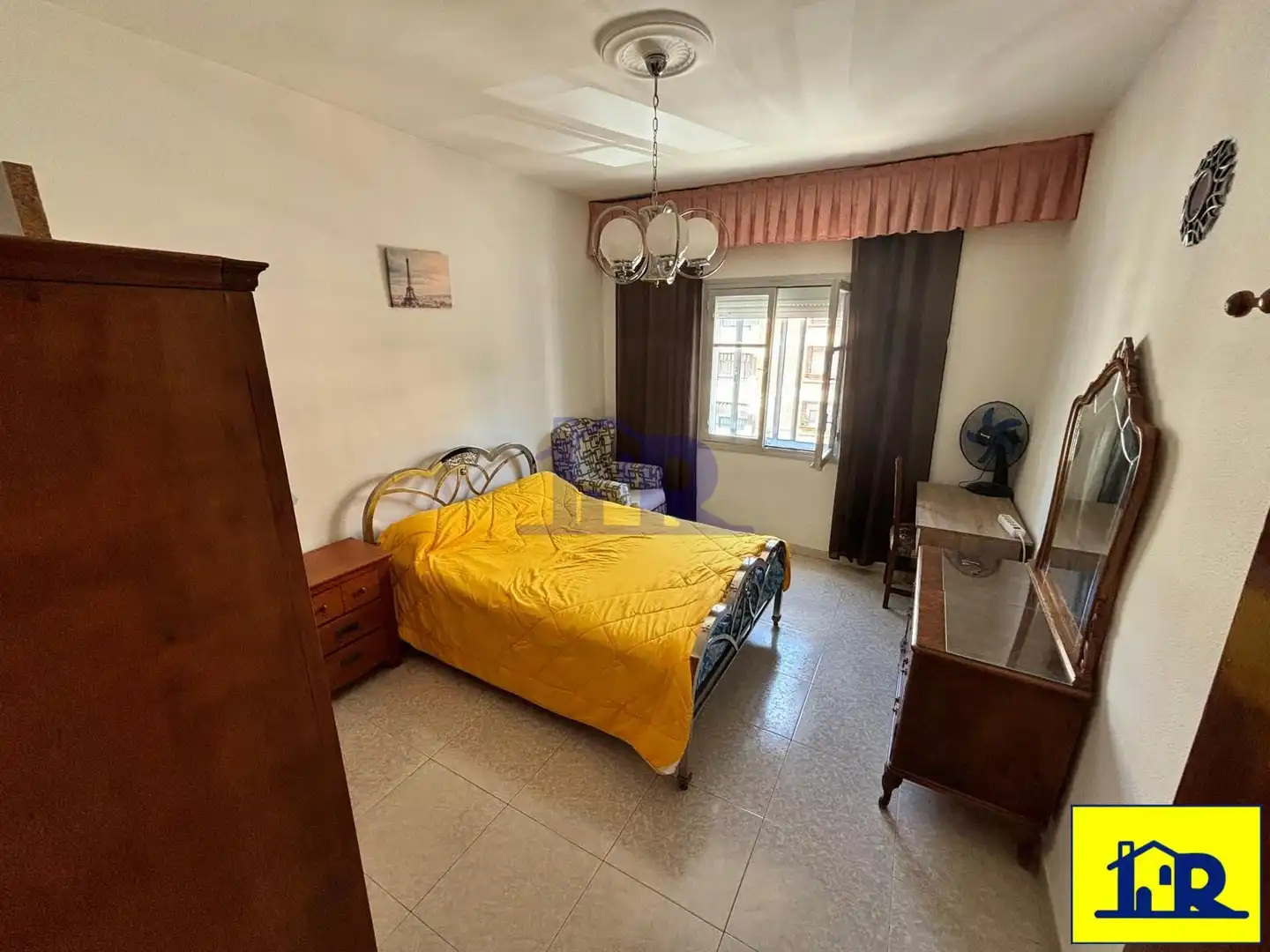 Habitación de Piso de alquiler en Cuenca con Calefacción y Amueblado