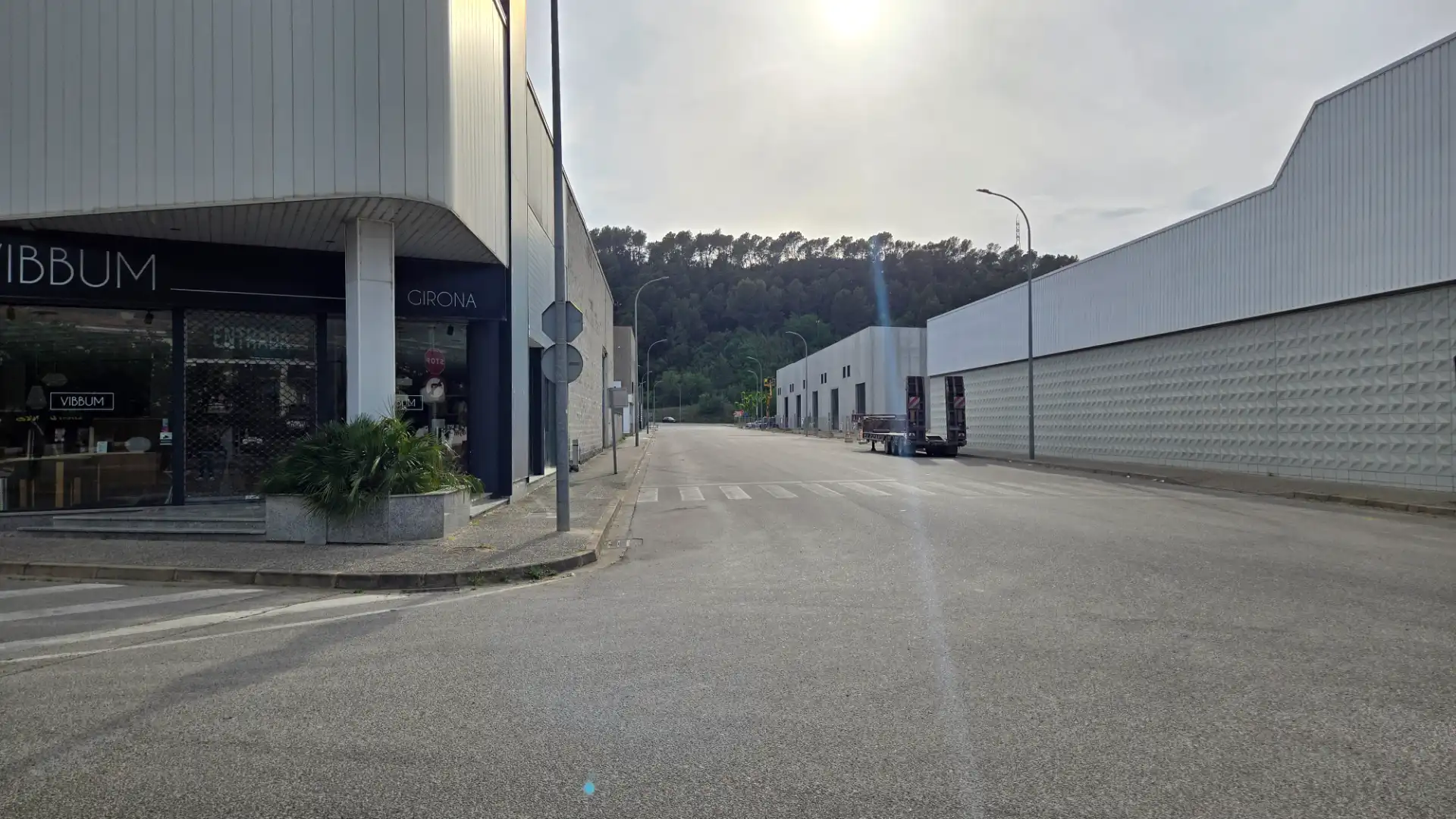 Vista exterior de Nau industrial de lloguer en Sarrià de Ter, Girona