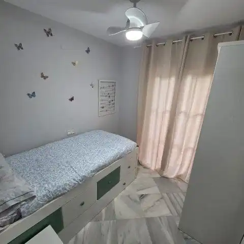 Dormitori de Casa adosada de lloguer en Islantilla amb Terrassa