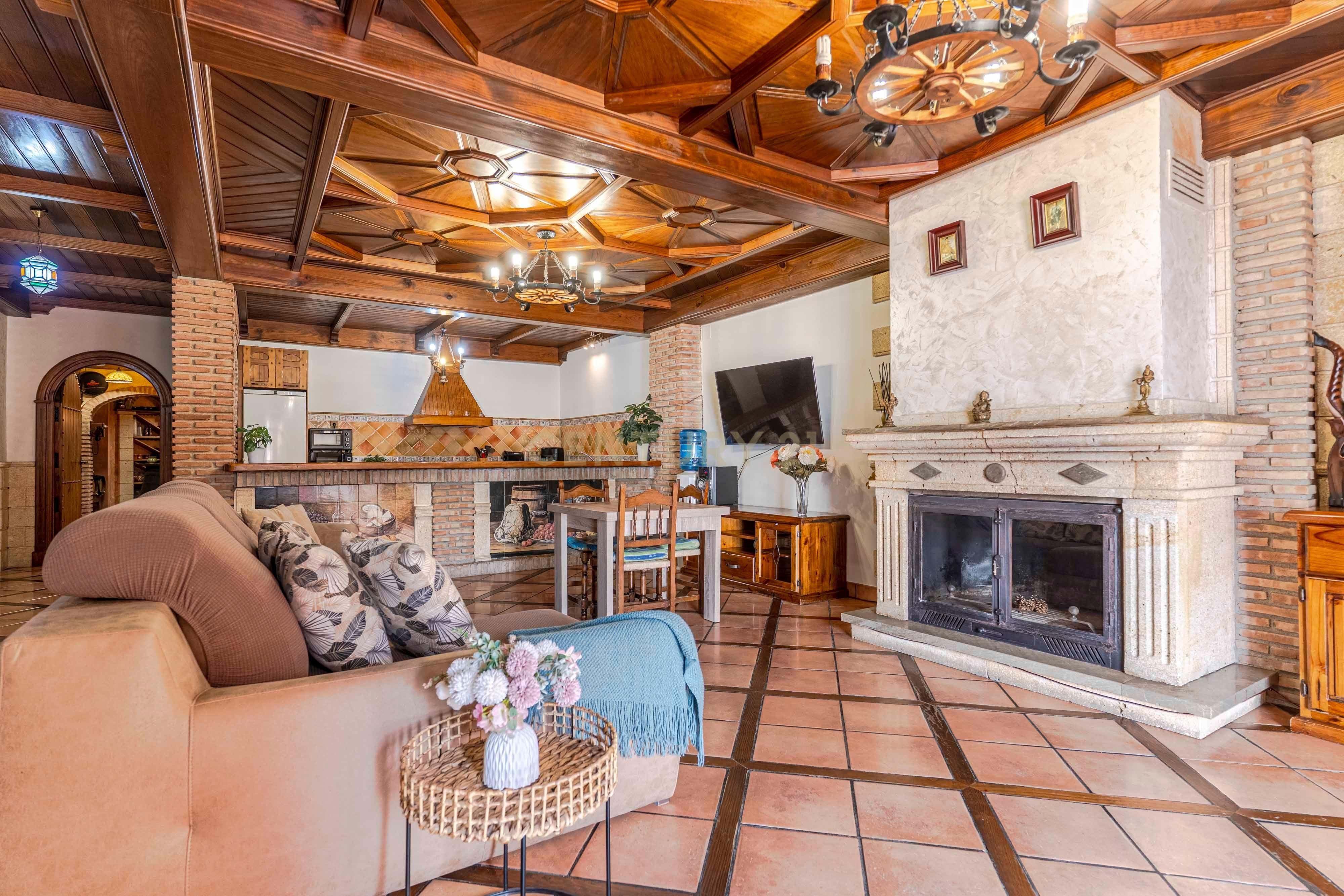 Living room of House or chalet for sale in Alfacar  with Heating, Terrace and Swimming Pool