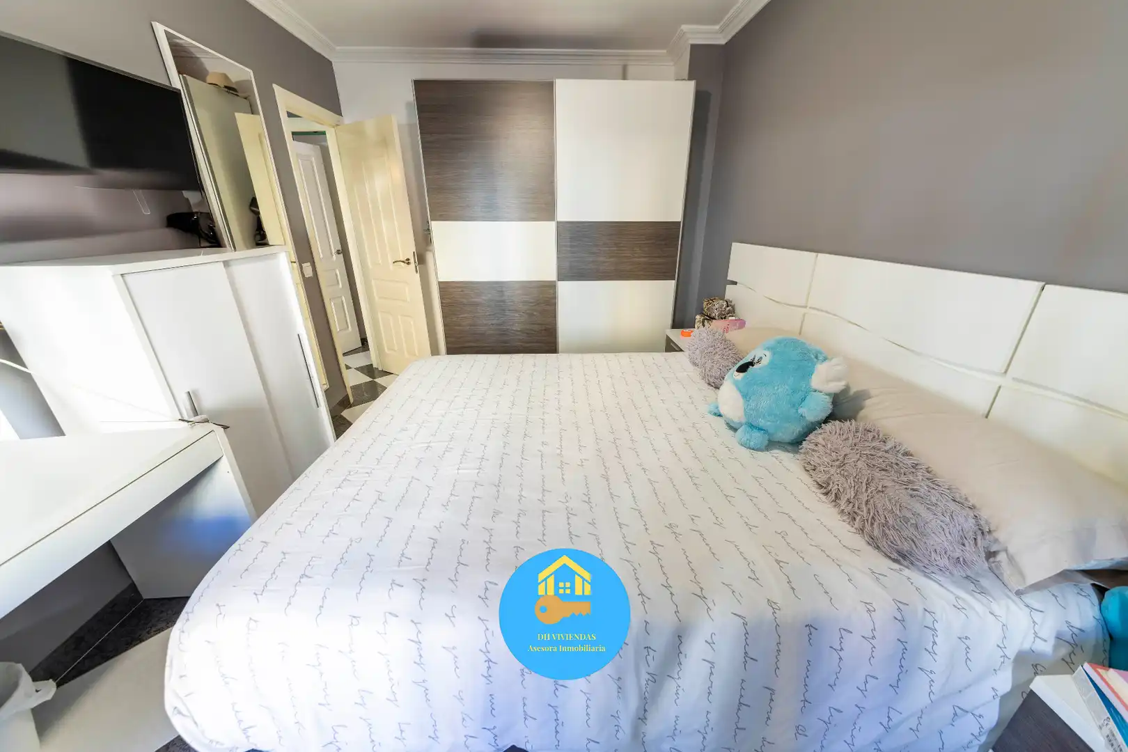 Schlafzimmer von Wohnung zum Verkauf in Dos Hermanas mit Klimaanlage und Abstellraum