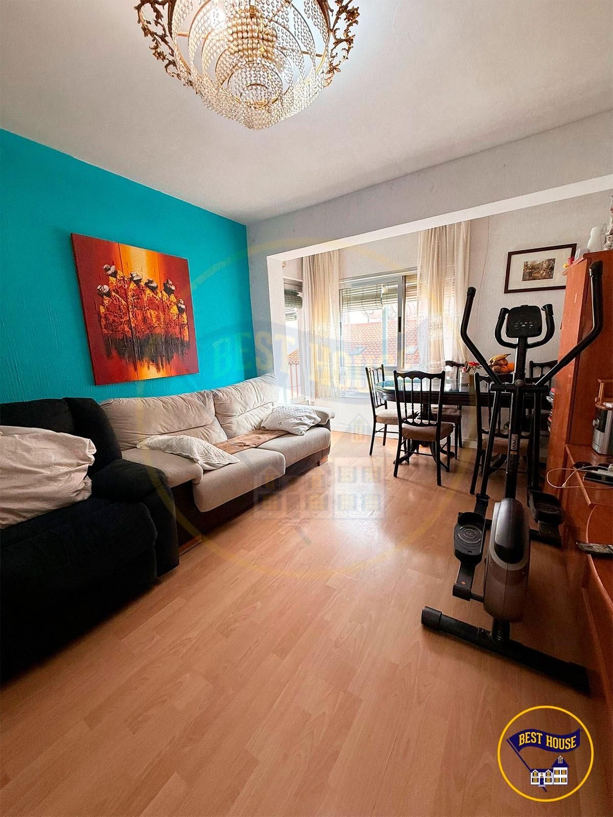 Flat for sale in  RAMON Y CAJAL, Centro