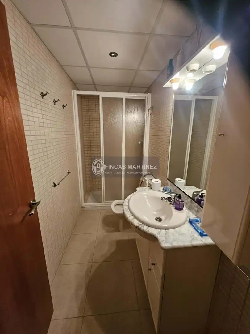 Badezimmer von Wohnung zur Miete in Cambrils mit Klimaanlage, Heizung und Terrasse