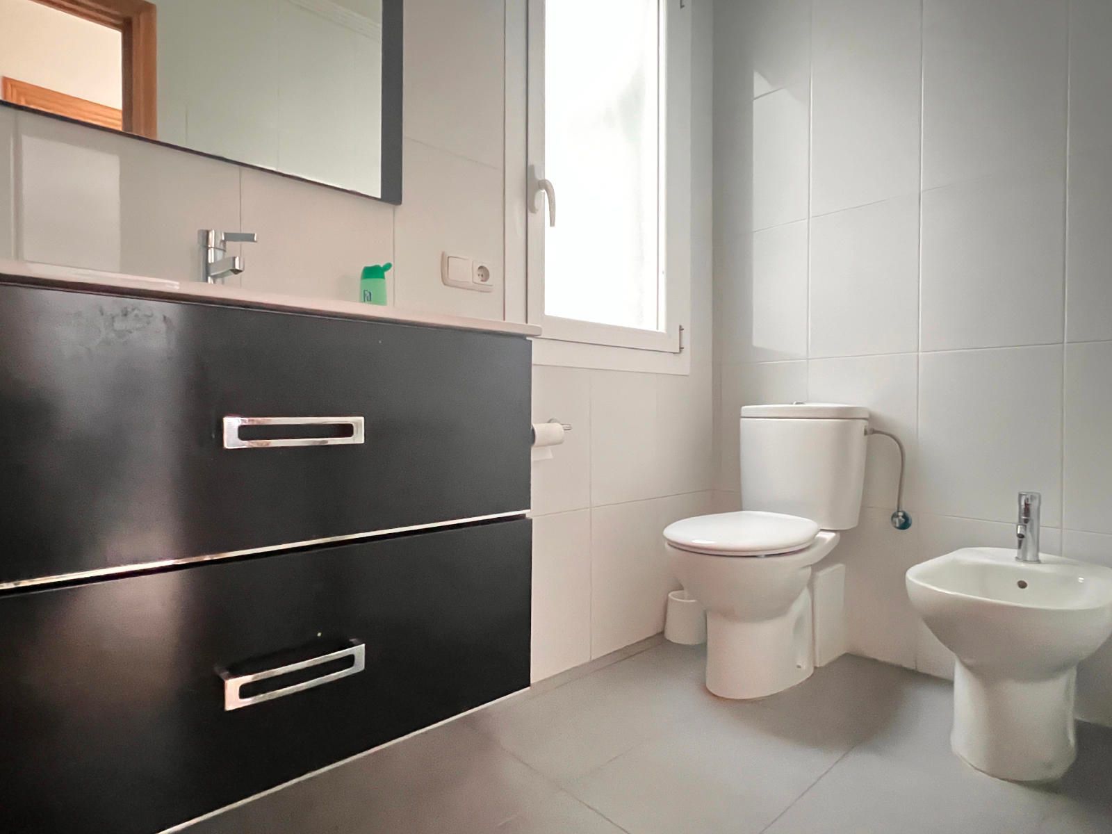Bathroom of Flat for sale in Lasarte-Oria  with Heating, Terrace and Balcony