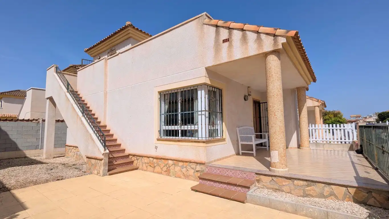 Semi-detached house with terrace for sale in Algorfa, imagen 5