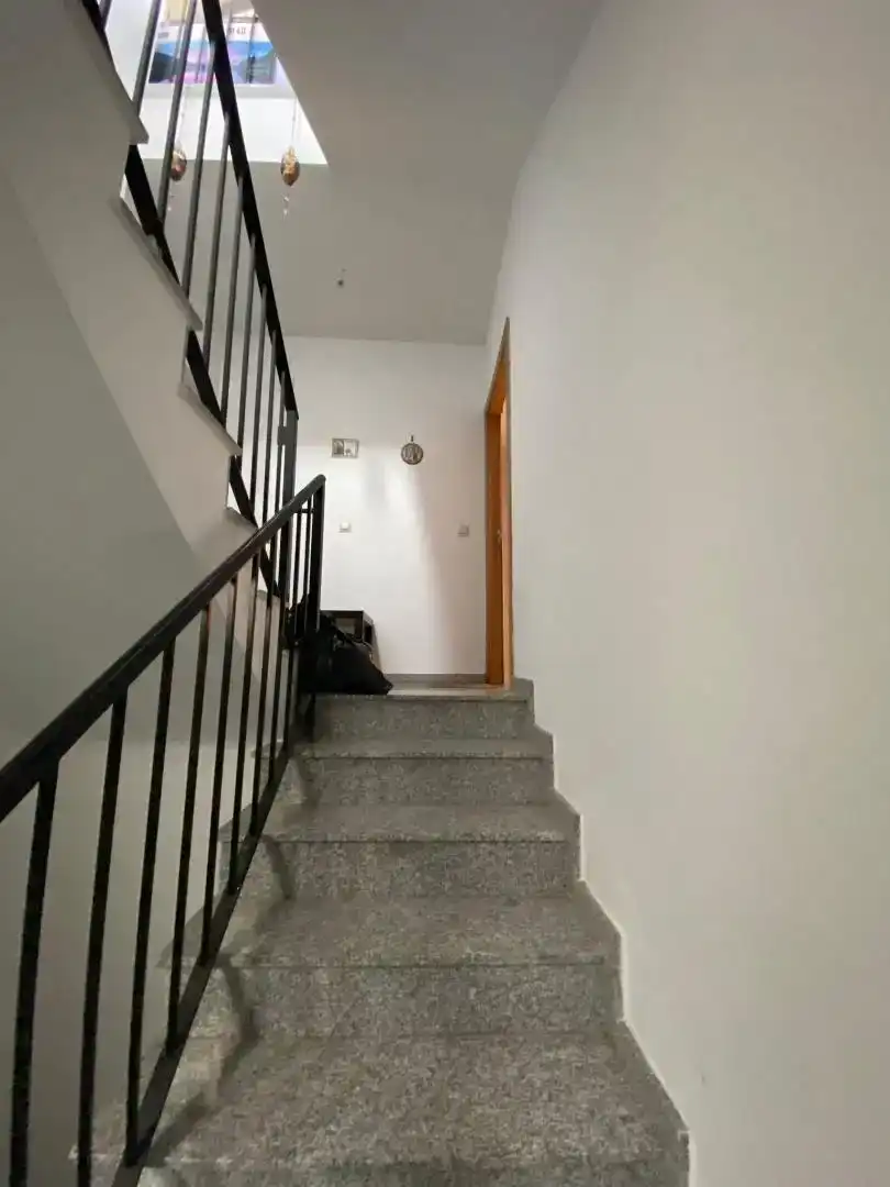 Casa adosada en venda en Valdeganga amb Balcó