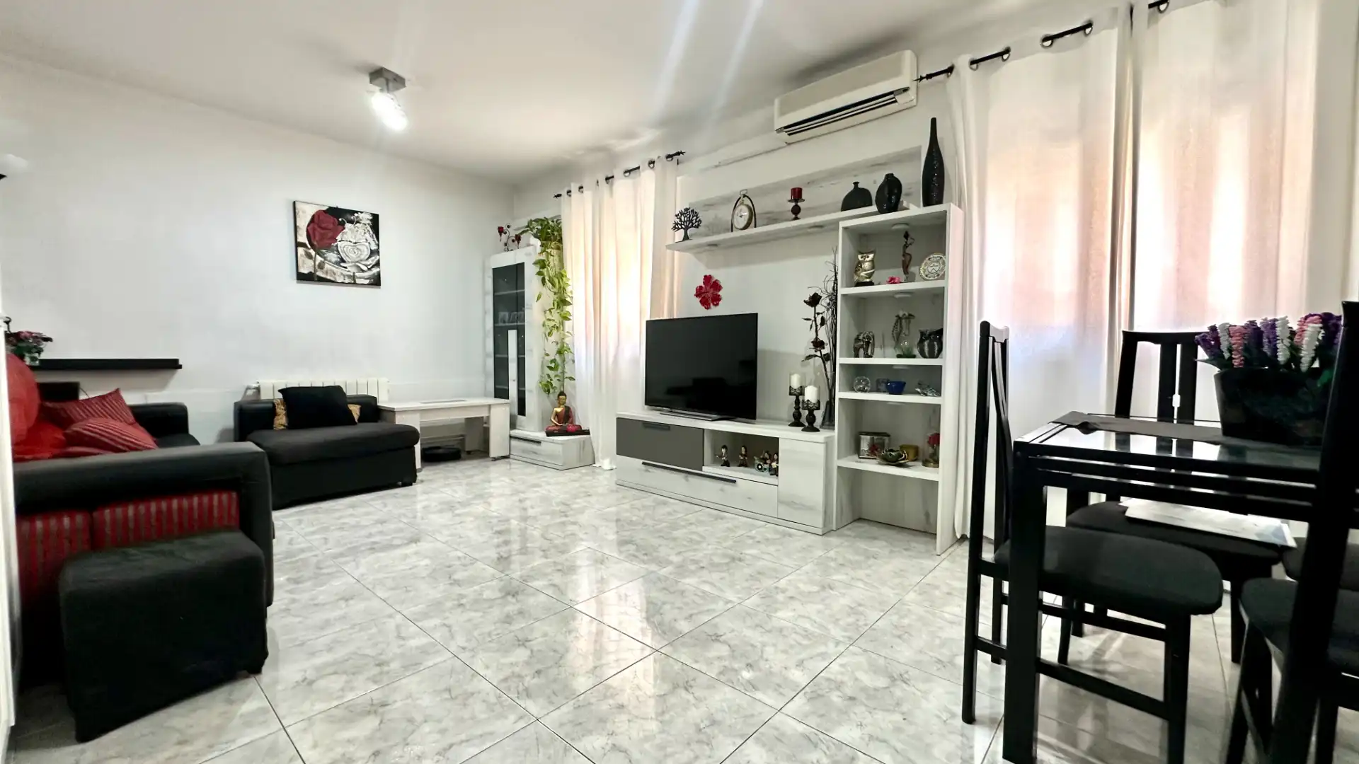 Sala de estar de Planta baja en venta en Barcelona con Aire acondicionado, Calefacción y Terraza