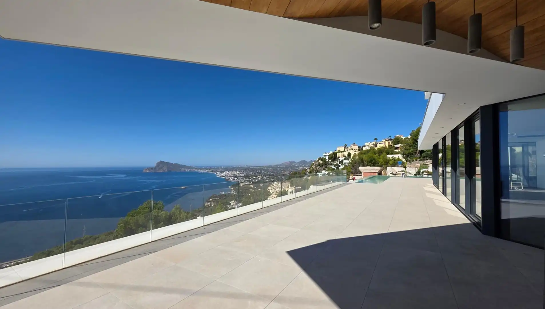 Chalet con piscina en venta en Calle Calle Gran Bretaña, imagen 3