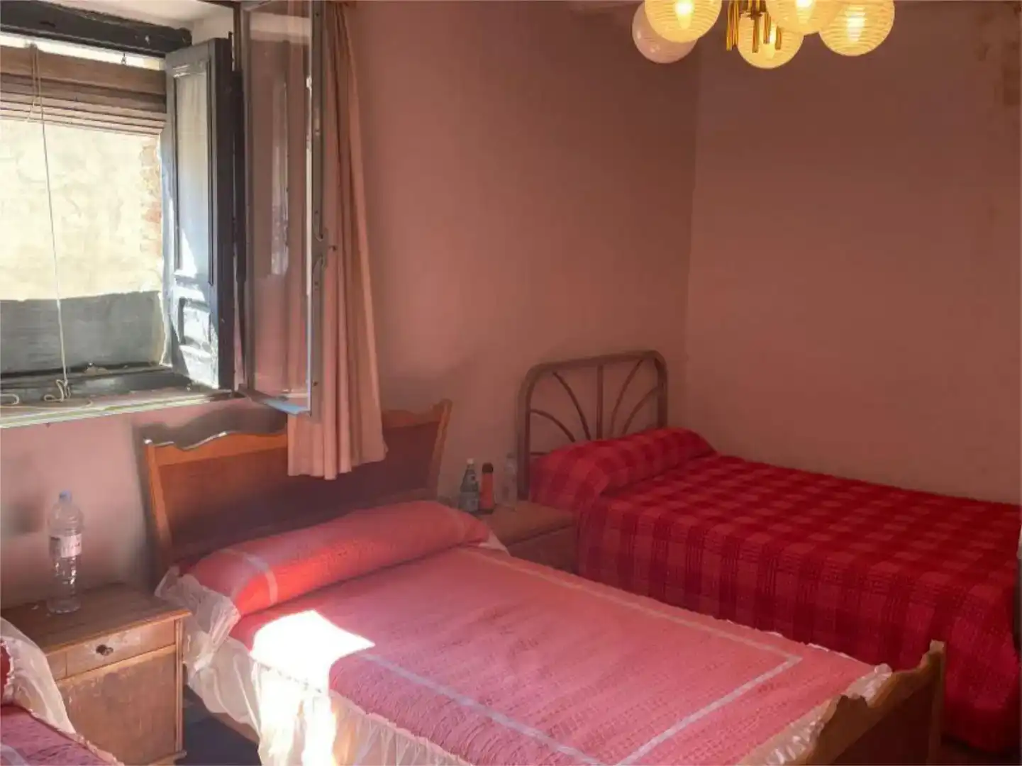 Habitación de Finca rústica en venta en Adradas
