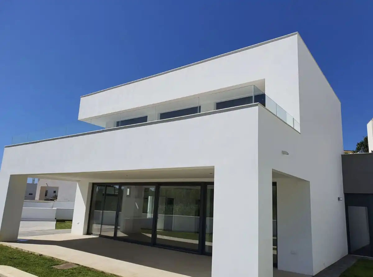 Vista exterior de Casa o chalet en venta en Manilva con Aire acondicionado, Jardín privado y Terraza