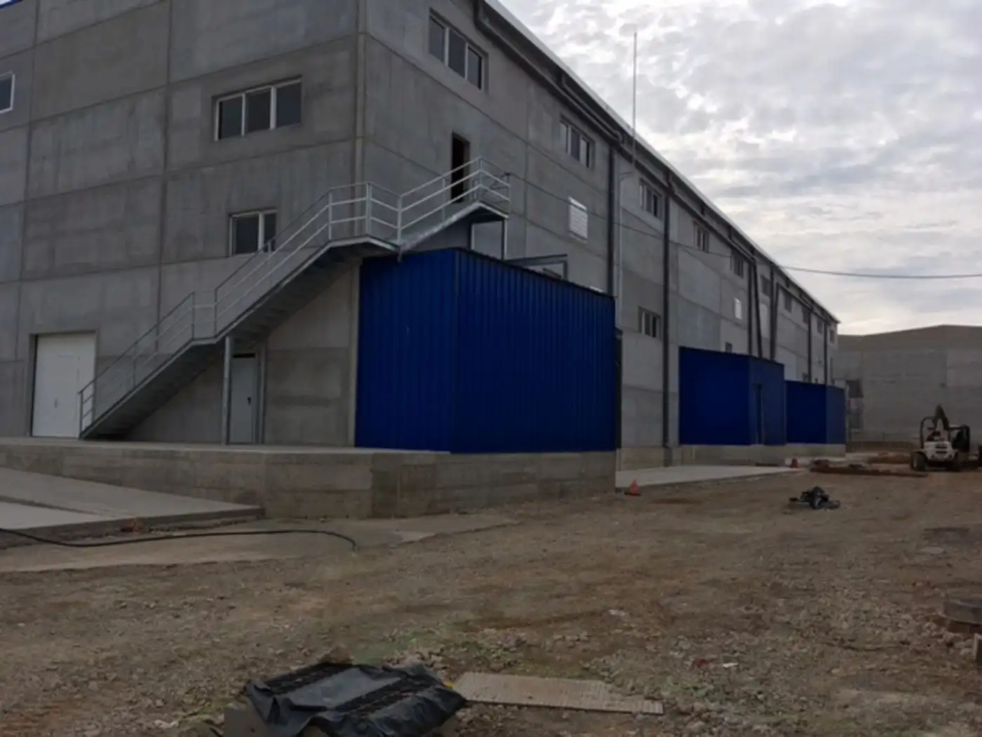 Exterior view of Industrial buildings for rent in Celrà