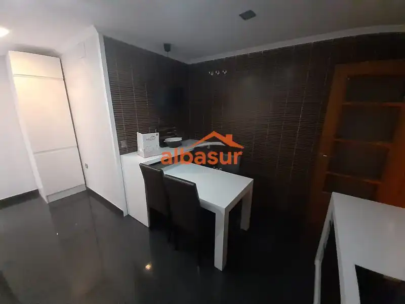 Wohnung mit Aufzug zum Verkauf in Centro, imagen 2