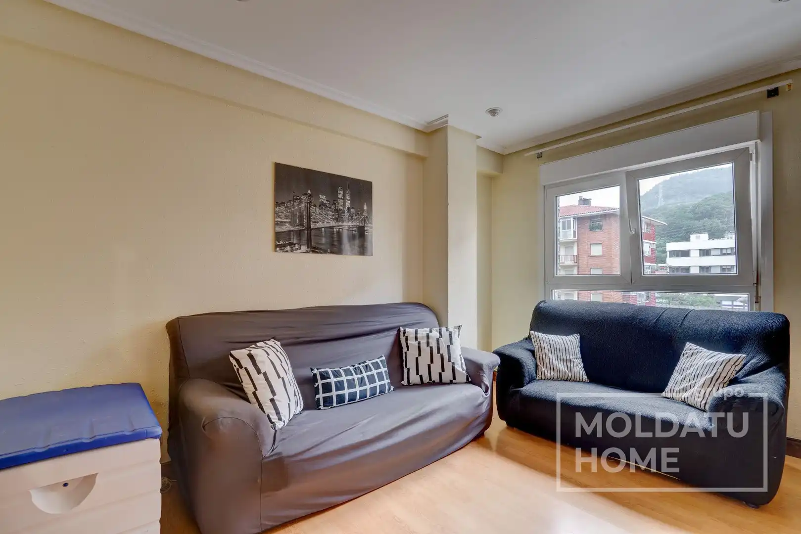 Living room of Flat for sale in Andoain  with Heating, Terrace and Furnished