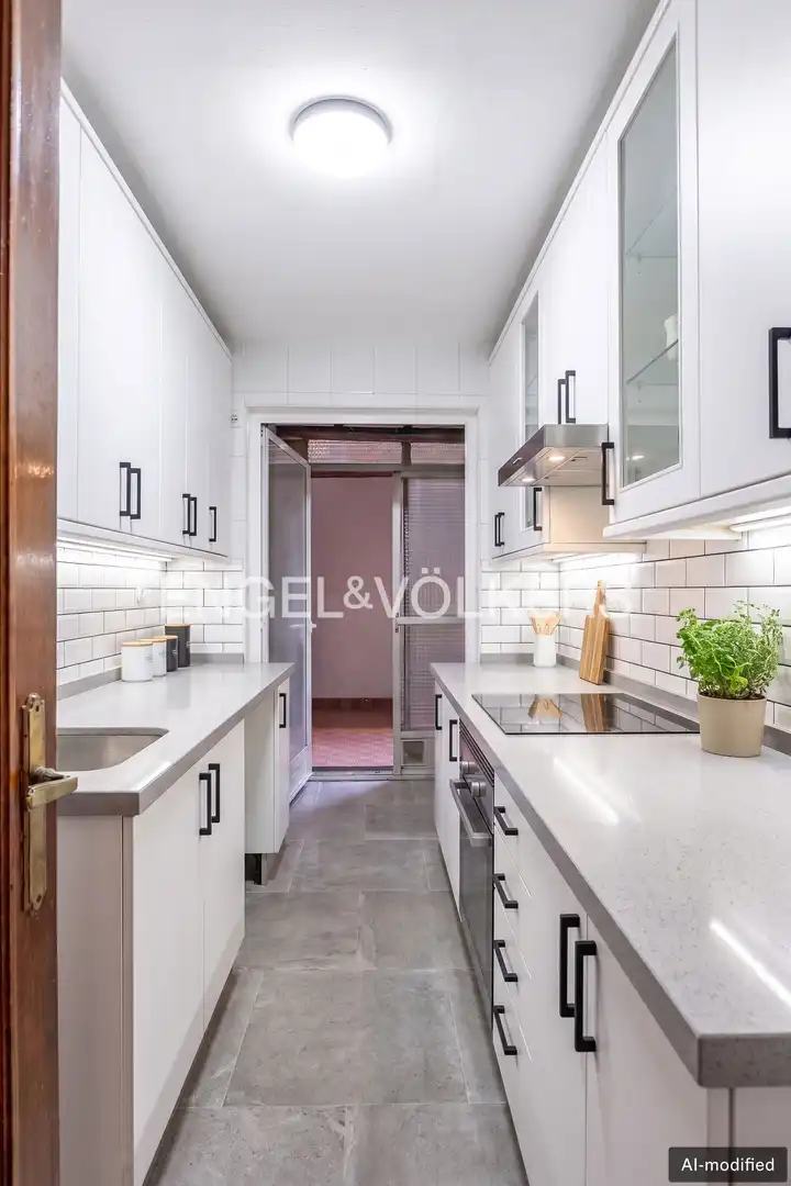 Küche von Wohnung zum Verkauf in Madrid mit Heizung und Parkett