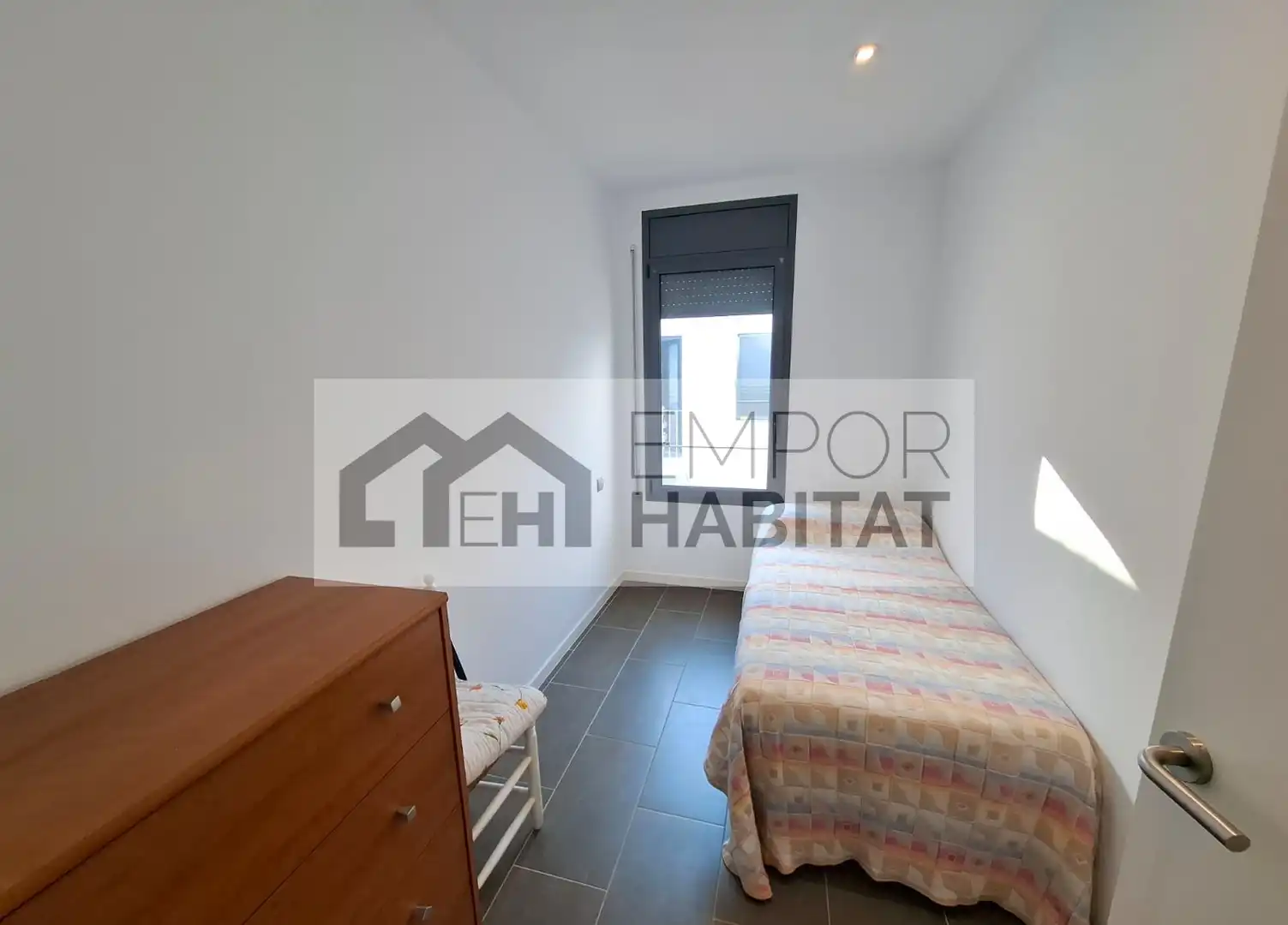 Bedroom of Apartments for sale in Llançà  with Air Conditioner, Heating and Terrace