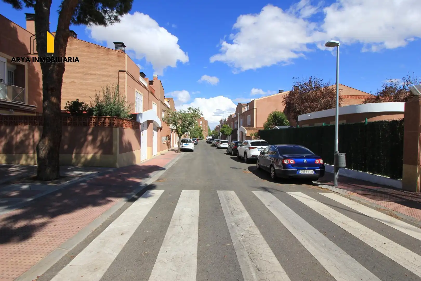 Vista exterior de Casa o xalet en venda en Torrejón de Ardoz amb Aire condicionat, Calefacció i Jardí privat