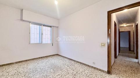 Photo 3 of Flat for sale in Numancia, Madrid