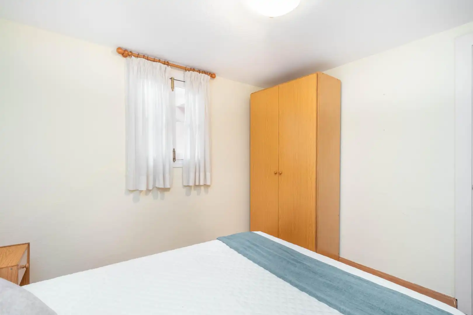 Habitación de Apartamento en venta en Ribadesella con Calefacción y Balcón