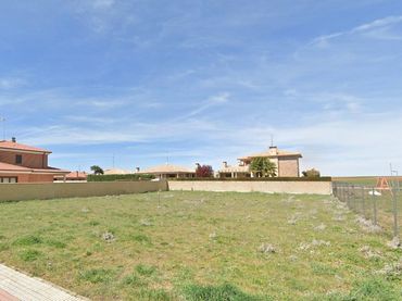 Terreno residencial en venta en Calle LA REJA