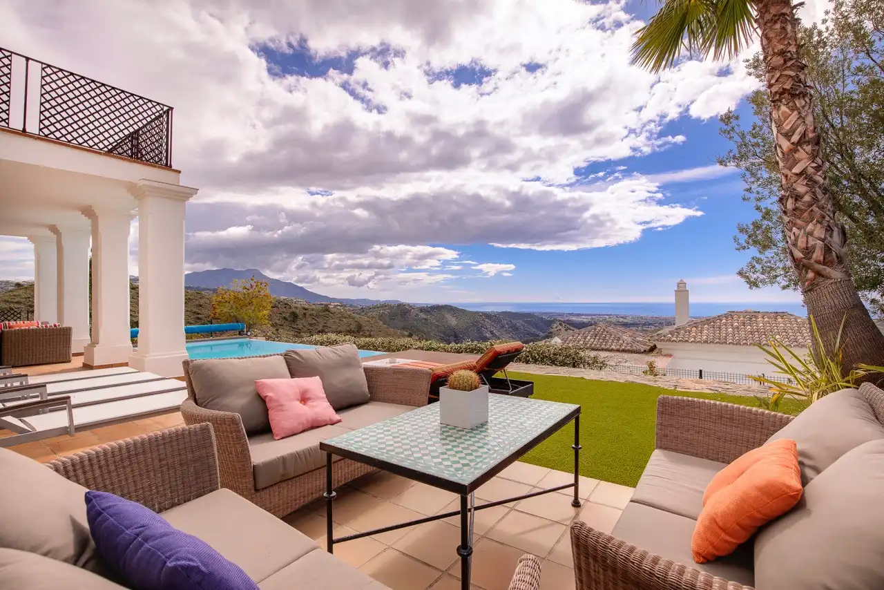 Casa con terraza en venta en Benahavís pueblo, imagen 6