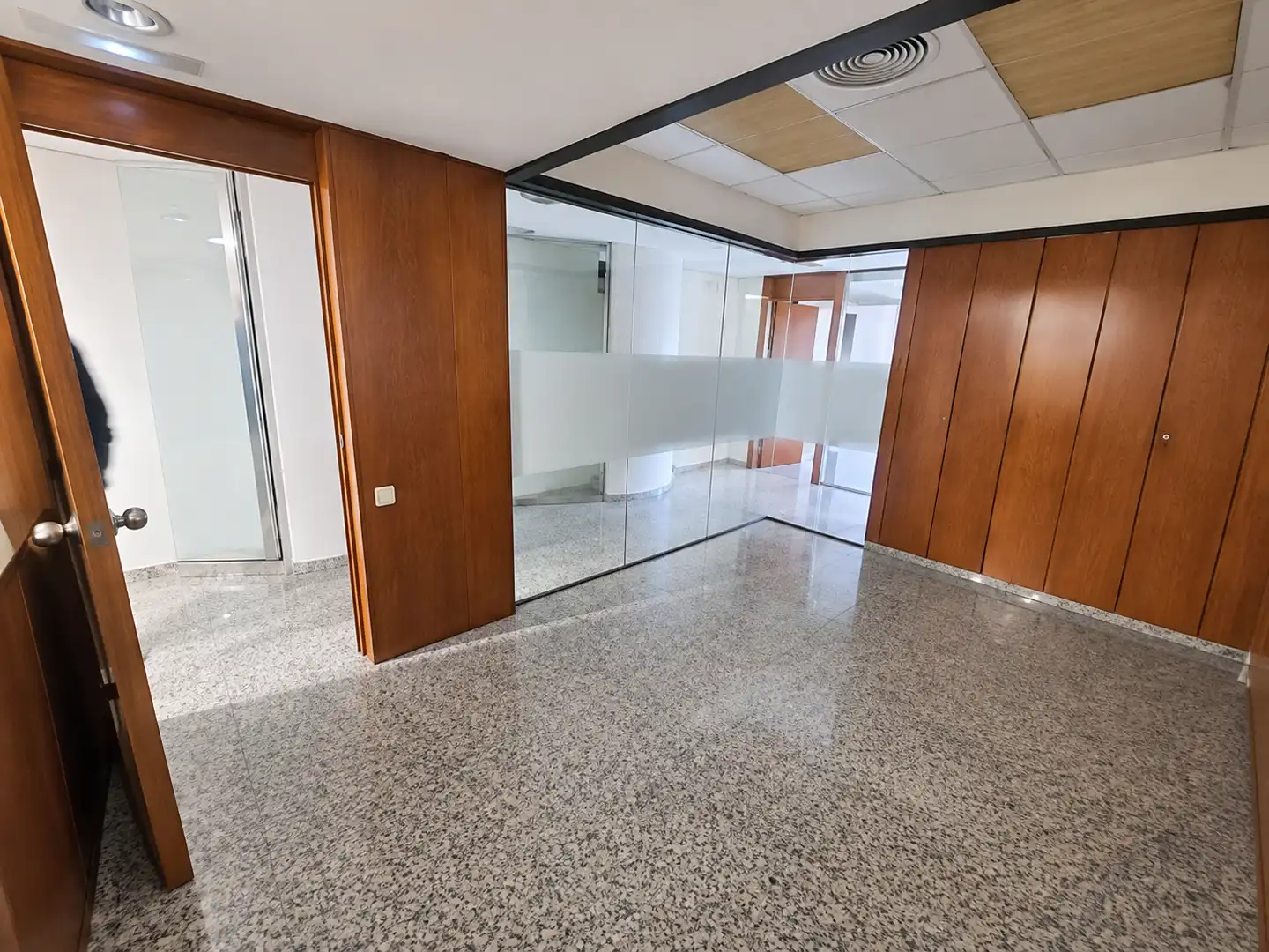 Local comercial en venda a Gran Via de les Corts Catalanes 1088, imagen 8