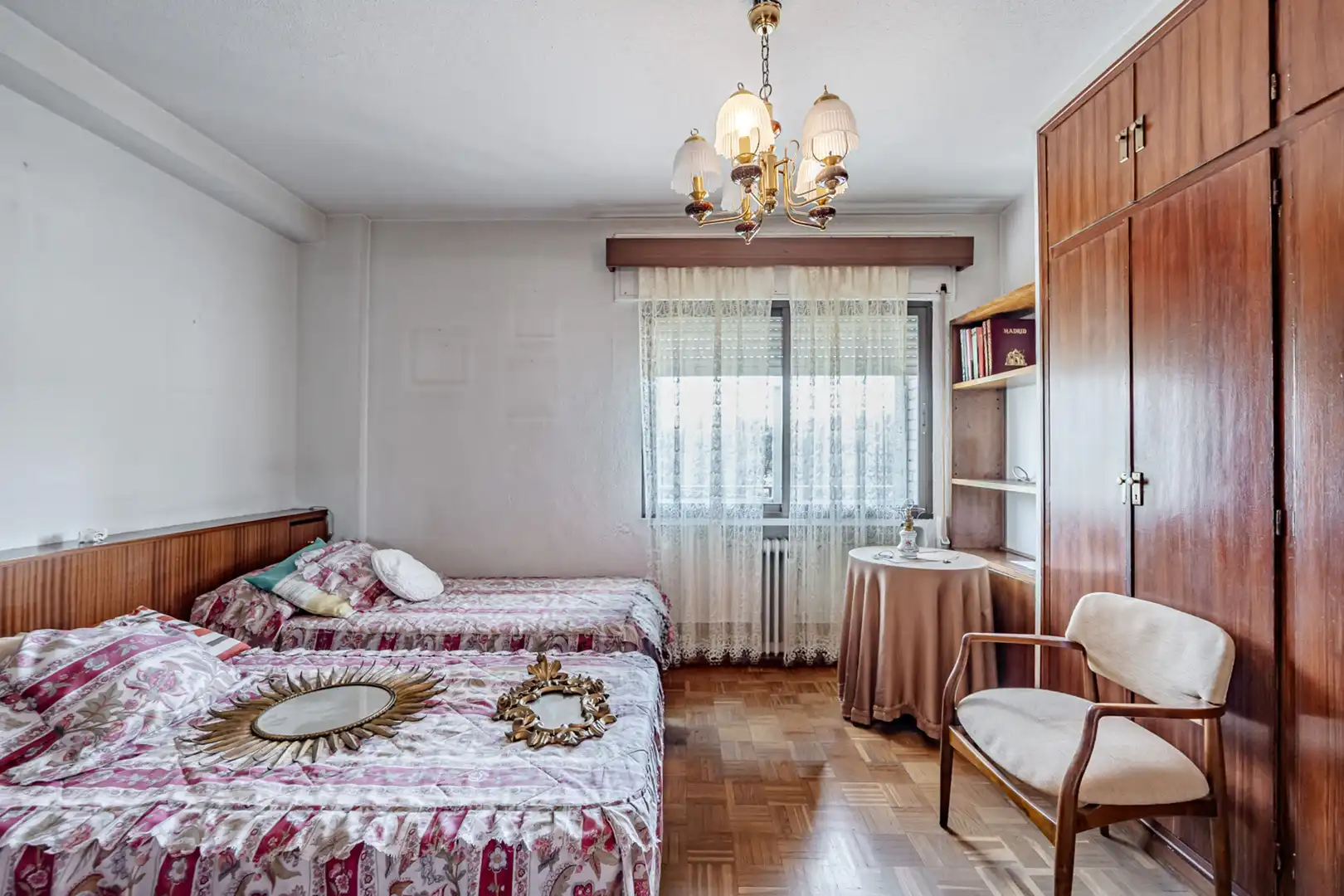 Schlafzimmer von Wohnung zum Verkauf in Madrid mit Heizung, Terrasse und Möbliert