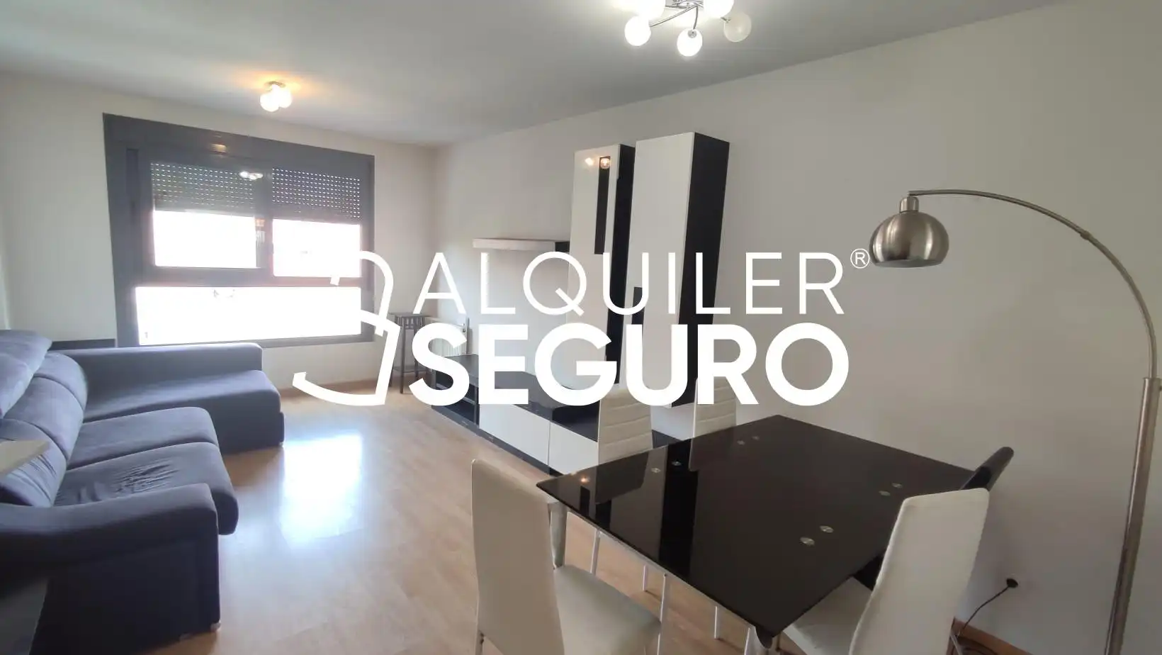 Sala de estar de Piso de alquiler en Paracuellos de Jarama con Calefacción, Trastero y Amueblado