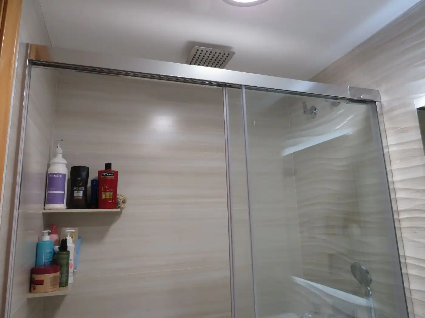 Baño de Piso en venta en Cervelló con Calefacción y Trastero