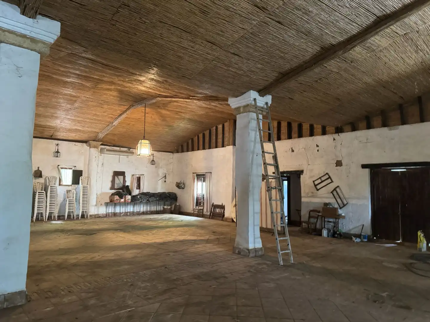 Gebäude zum Verkauf in Marchena mit Gemeinschaftspool