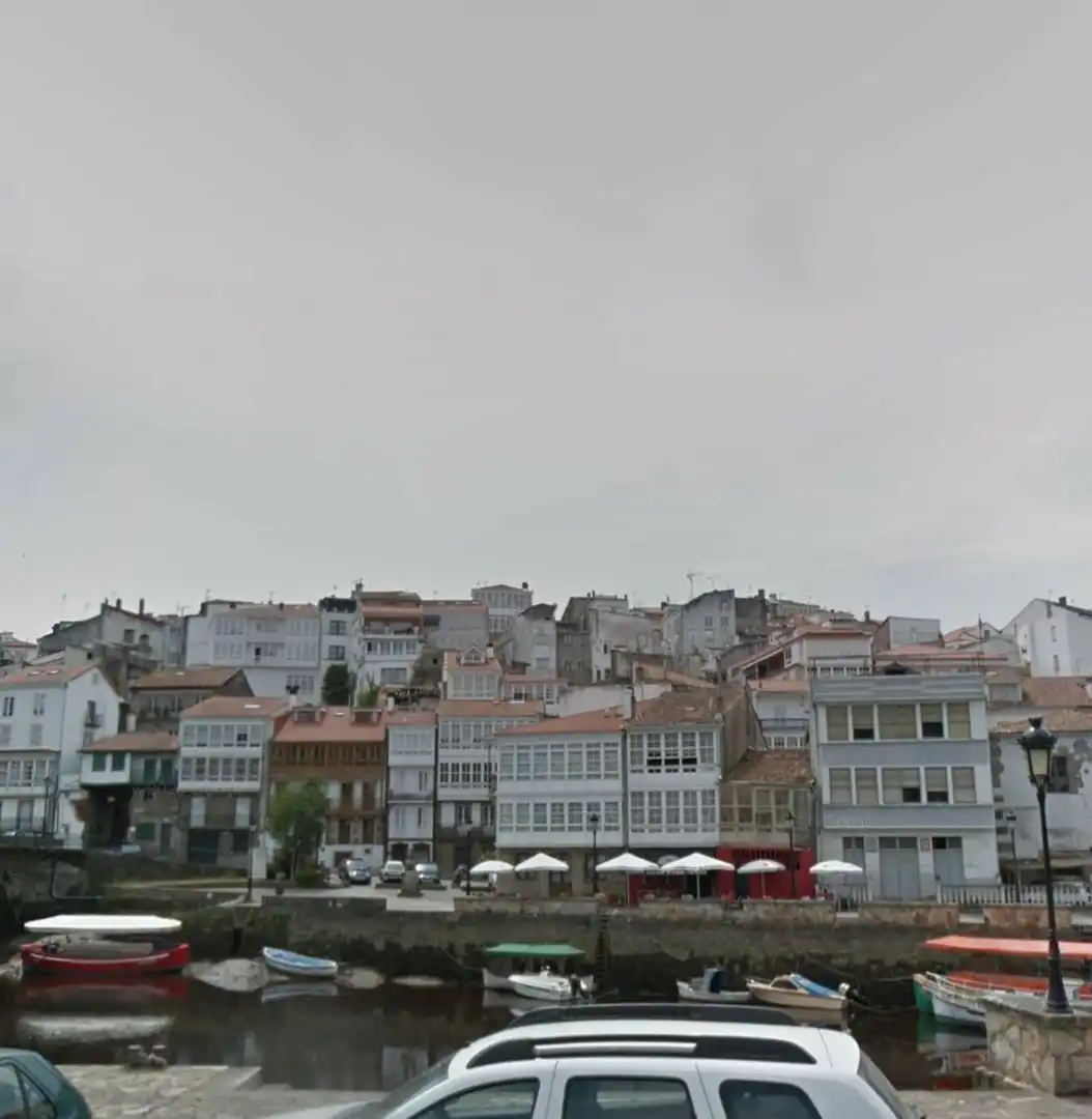 Residential land for sale in Betanzos