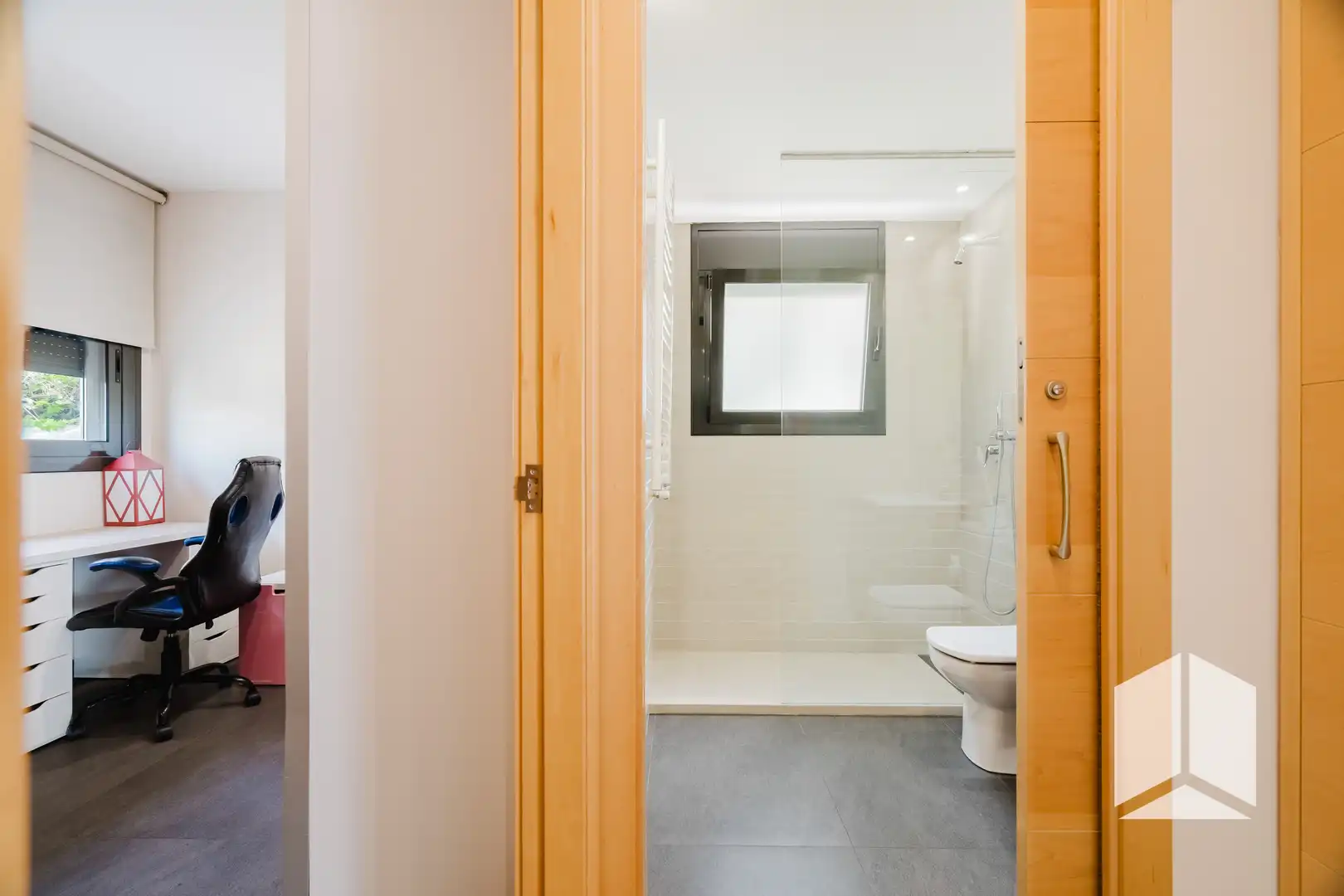 Bathroom of Houses for sale in Castelldefels  with Terrace and Balcony