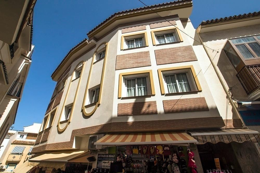 Exterior view of House or chalet for sale in Torremolinos  with Air Conditioner