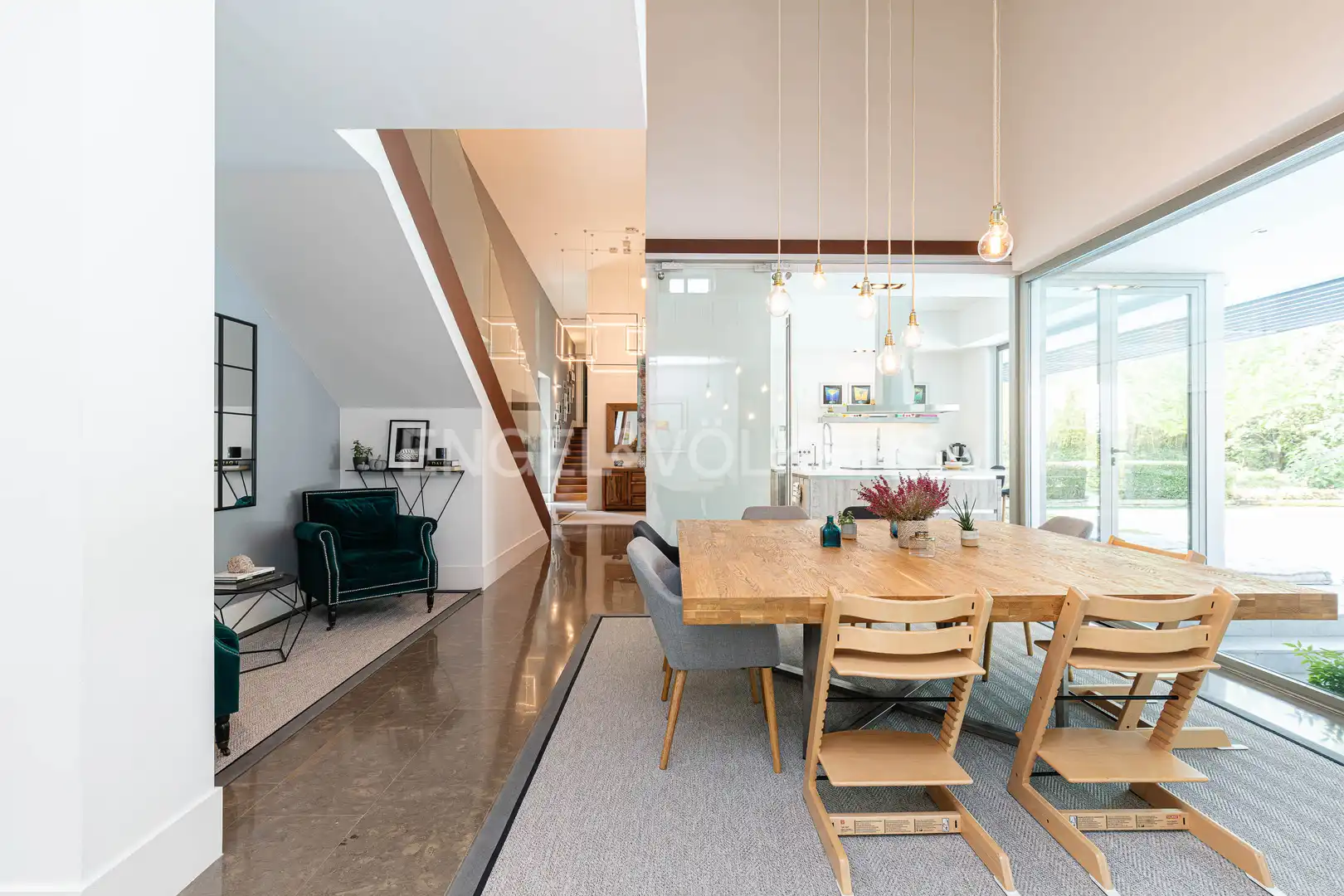 Comedor de Casa o chalet en venta en Boadilla del Monte con Aire acondicionado, Calefacción y Jardín privado