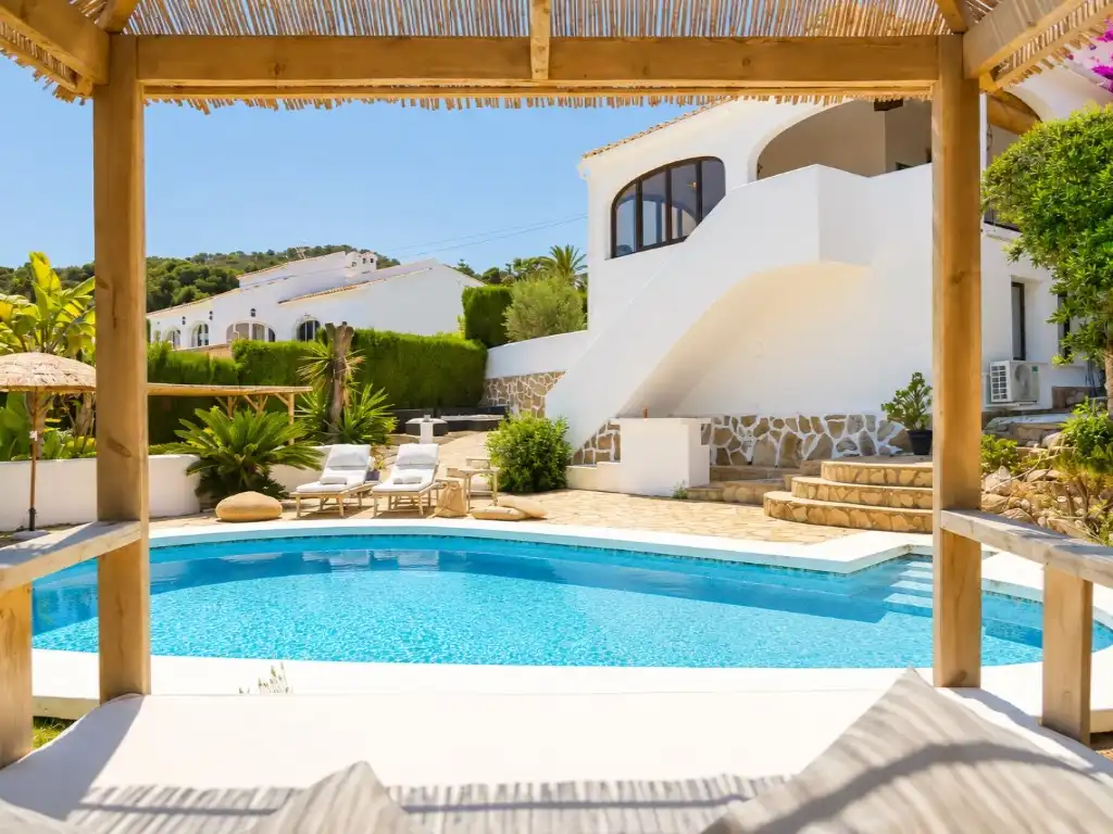 Piscina de Casa o xalet en venda en Jávea / Xàbia amb Calefacció, Jardí privat i Terrassa