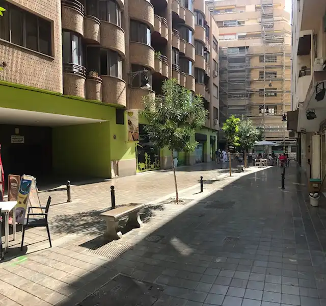 Piso con terraza en venta en Carrer de Baldoví 3
