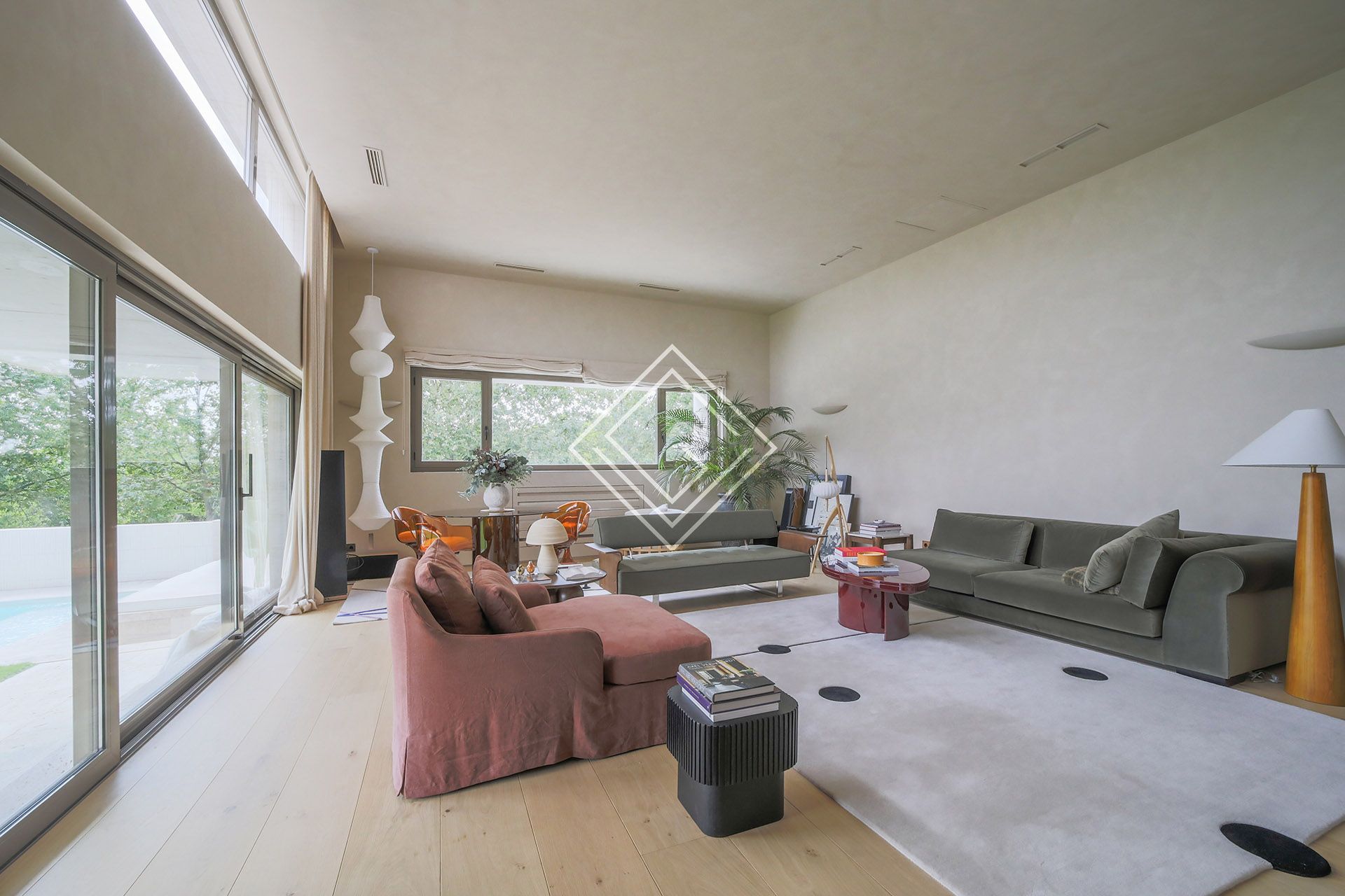 Living room of House or chalet for sale in  Madrid Capital  with Air Conditioner, Heating and Private garden