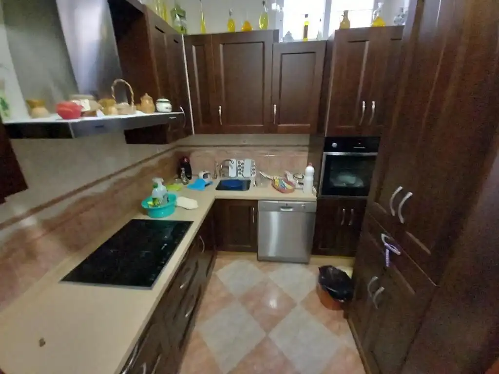Küche von Einfamilien-Reihenhaus zum Verkauf in Martos mit Terrasse und Möbliert