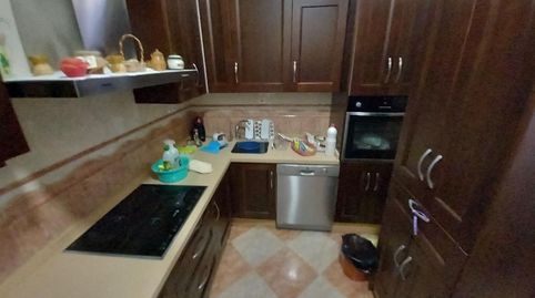 Foto 4 de Casa adosada en venta en Calle Madera, Martos, Jaén