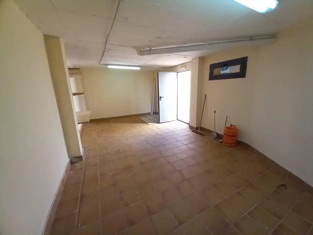 Business premises for sale in Poble, imagen 18