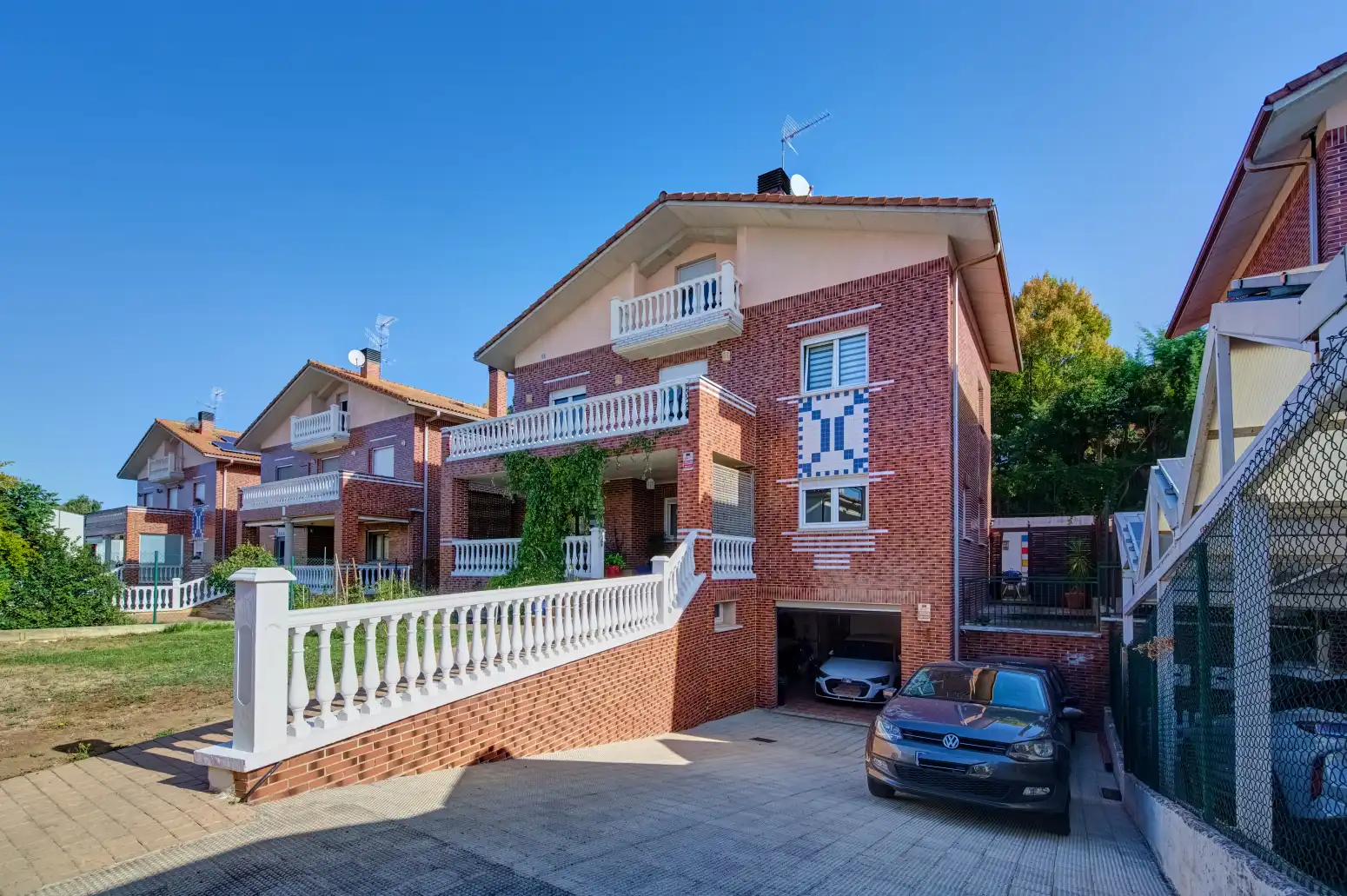 Exterior view of Houses for sale in Cizur  with Heating, Private garden and Parquet flooring
