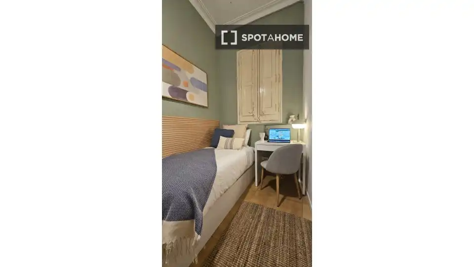 Habitación en La Nova Esquerra de l'Eixample