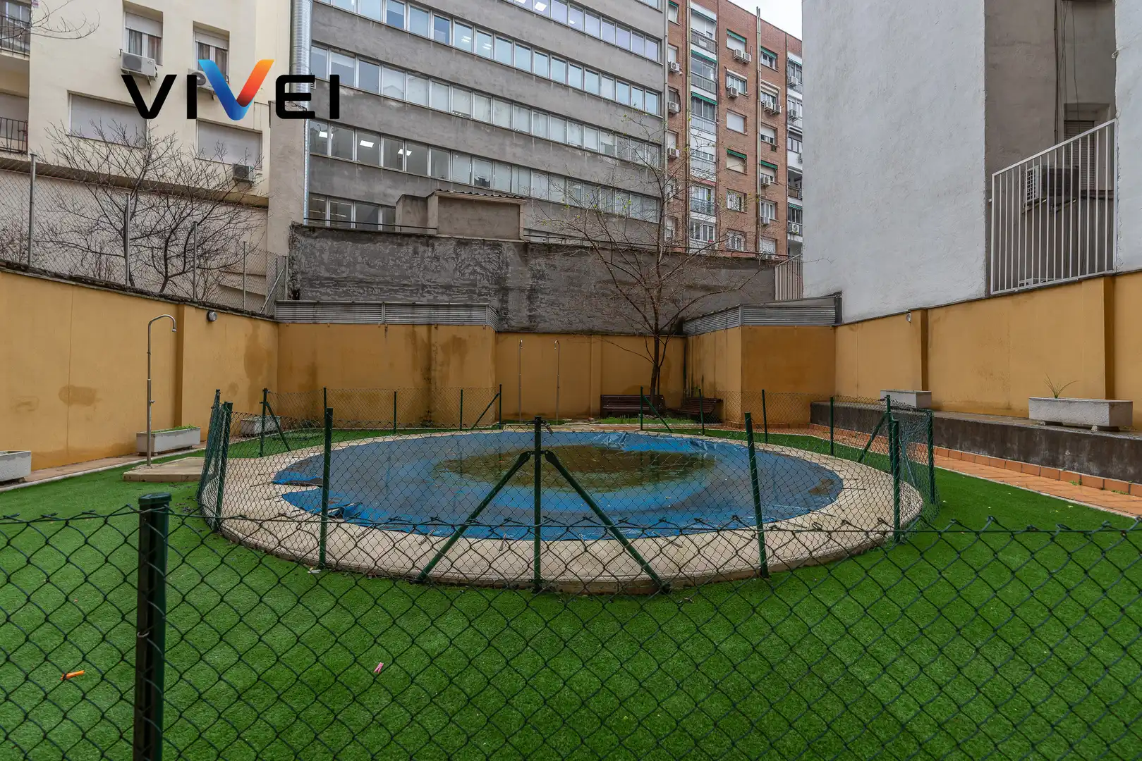 Exterior view of Flat for sale in Madrid  with Heating, Terrace and Storage room