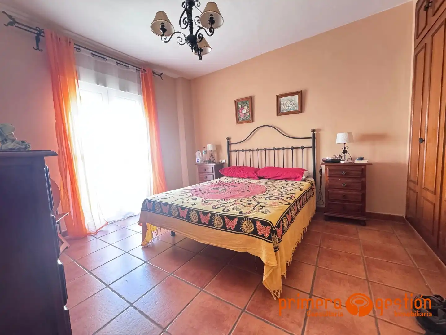 Habitación de Casa o chalet en venta en Carmona con Aire acondicionado, Calefacción y Balcón